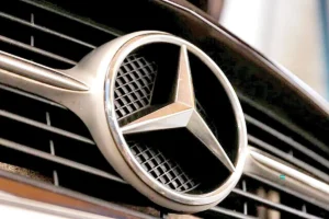 عکس لوگو مرسدس بنز